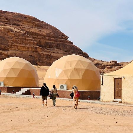 Rum Relaxation Luxury Camp وادي رم المظهر الخارجي الصورة